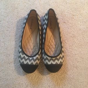 Cute flat shoes